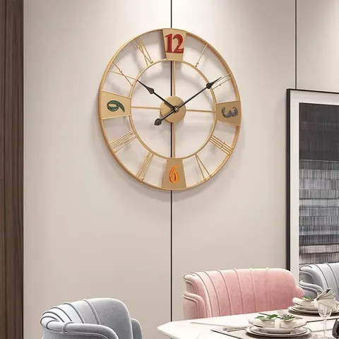 Creativity Minimalist Wall Clocks Rome Numbers Art Decoration Living Room Wall Clock Retro Metal Craftwork
