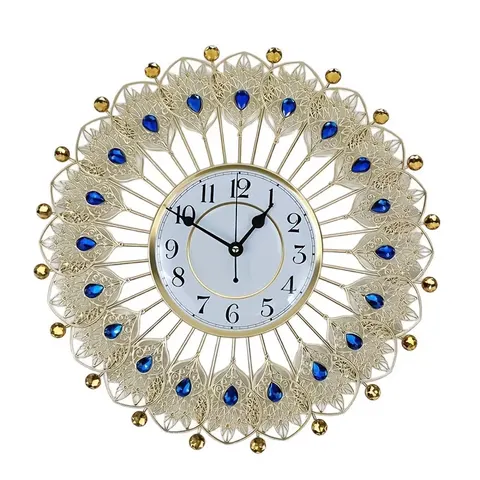 European Style Light Luxury Metal Leaves Art Wall Clock for Living Room Bedroom Home Decor Metal Handicrafts