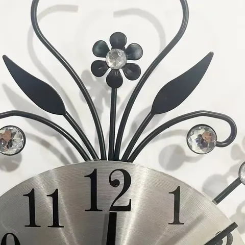 Floral Crystal Wrought Iron Silent Wall Clock Art Decorative Quartz Clock for Living Room