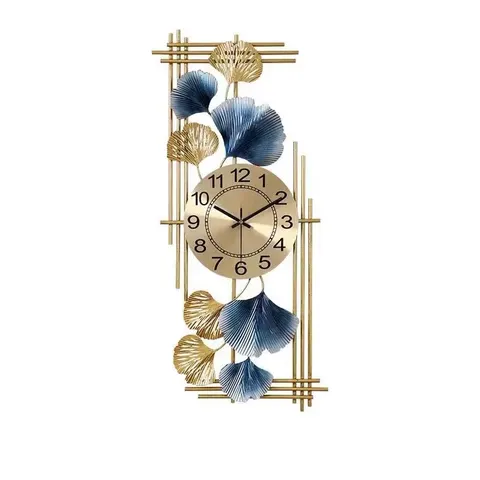 Modern Light Luxury Wall Decor Metal Wall Hanging Clock for Living Room Bedroom Sofa Background Wall Craftwork